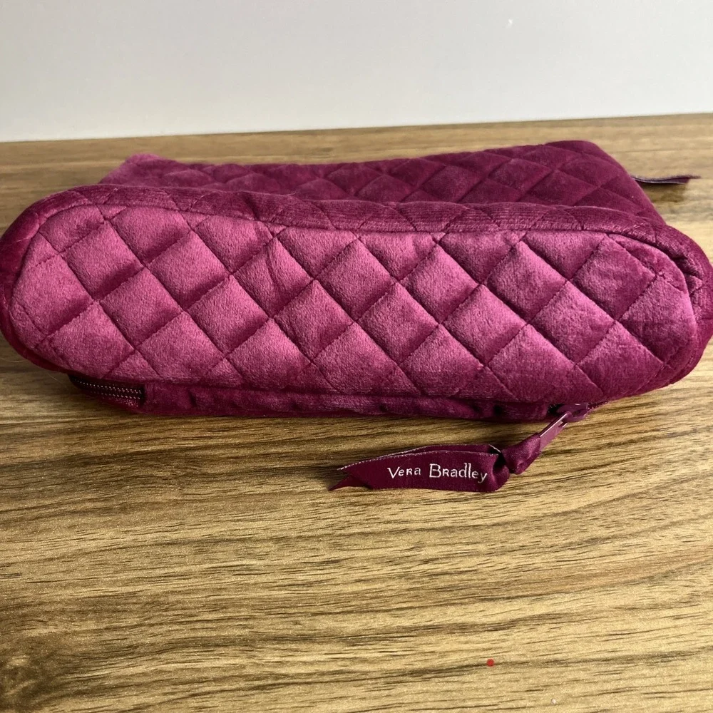 Vera Bradley Majestic Magenta Compact Organizer For Breast‎ Cancer Awareness NWT